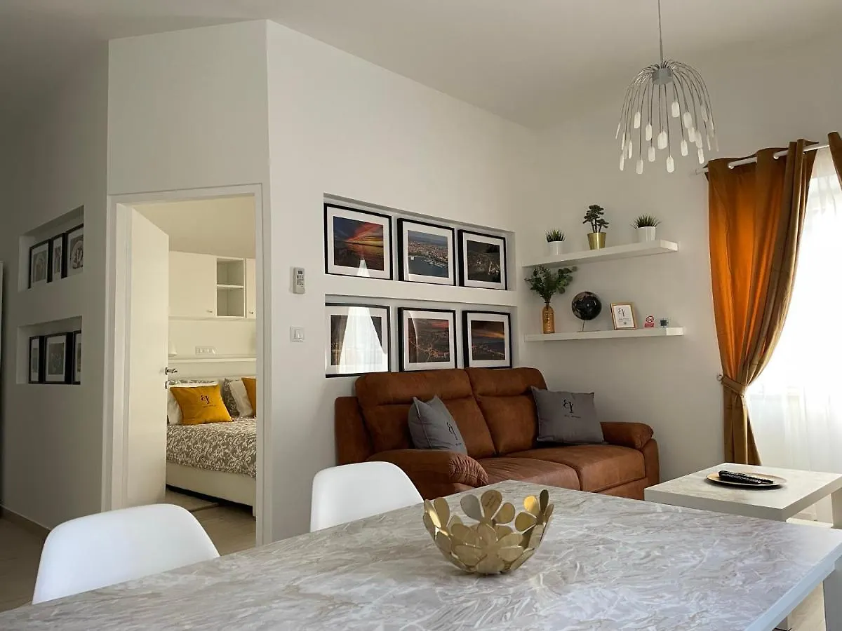 Gold Blanc Luxury Apartment Pula