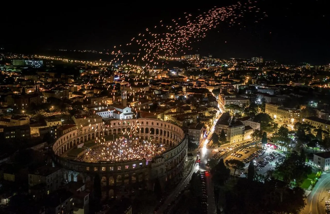 Gold Blanc Luxury Apartment Pula Croatia