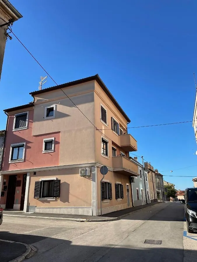 Gold Blanc Luxury Apartment Pula